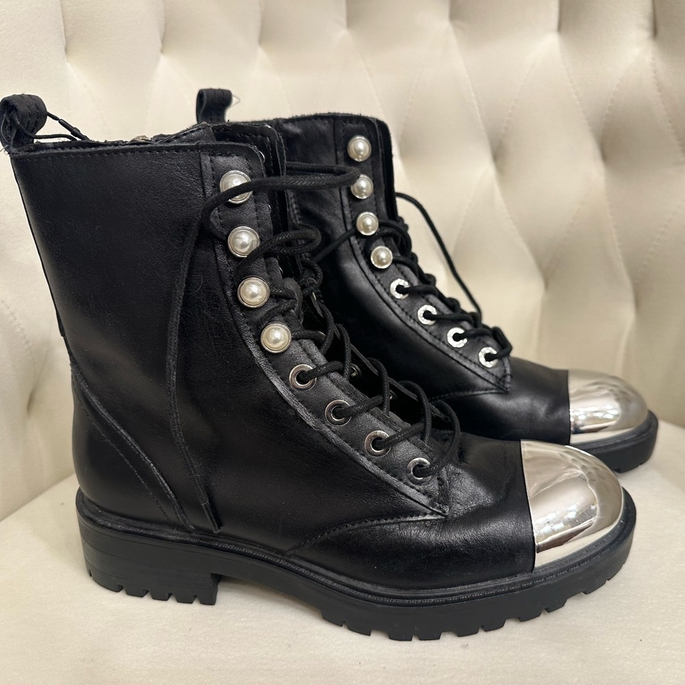 Zara black leather boots with pearls and captoe